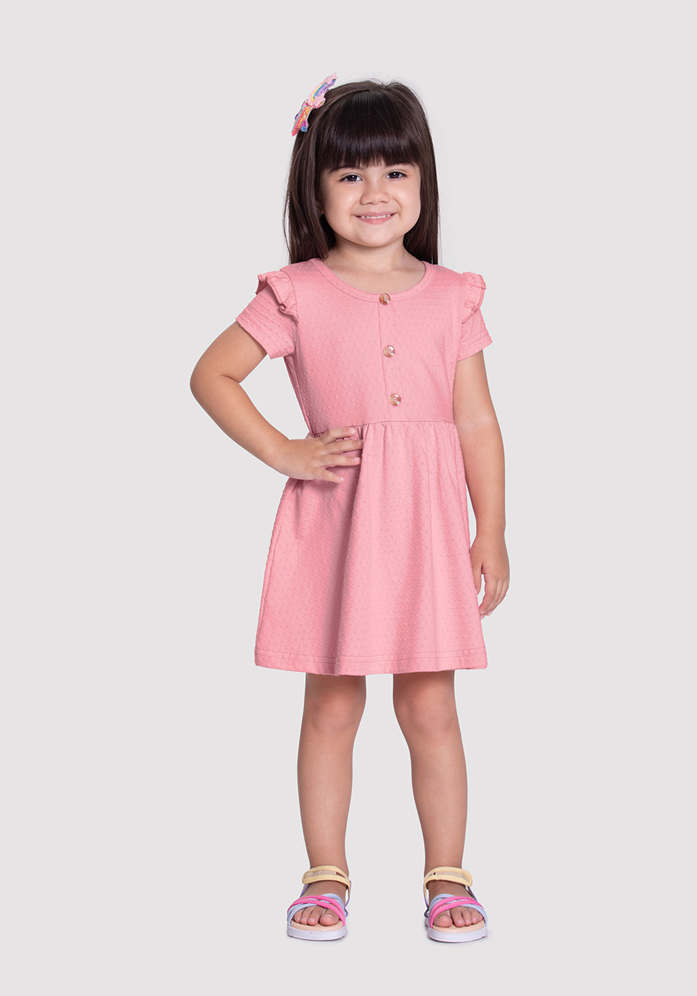 Vestido Curto Infantil com Textura Xadrez e Botões de Coração